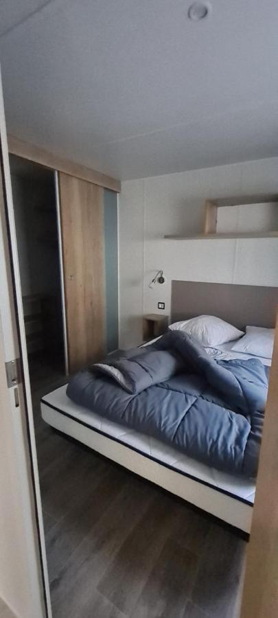 Mobilhome 2 Ch,1 Salon 40M2 De Charme Dans Camping *** Saint-Julien-en-Born Eksteriør bilde