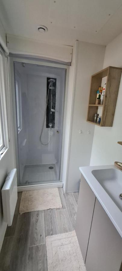 Mobilhome 2 Ch,1 Salon 40M2 De Charme Dans Camping *** Saint-Julien-en-Born Eksteriør bilde